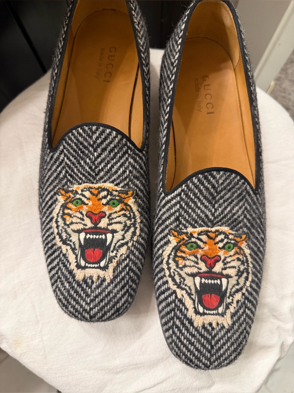 Gucci Tiger Embroidered Herringbone Wool Smoking Slippers Loafers Made in Italy